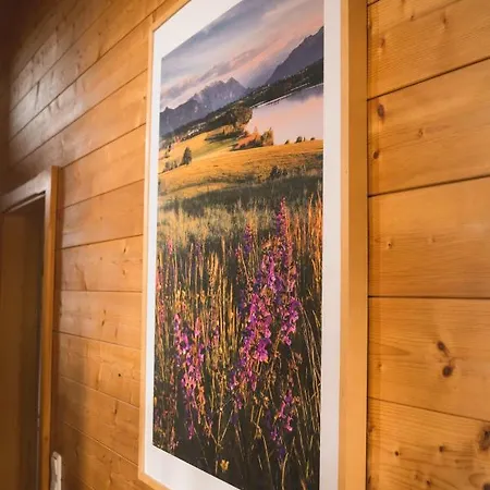 Naturnahes Familienchalet Mit Garten - Wifi - Netflix - Nur 15 Minuten Vom Chiemsee Und 35 Minuten Von Muenchen Entfernt Apartman *